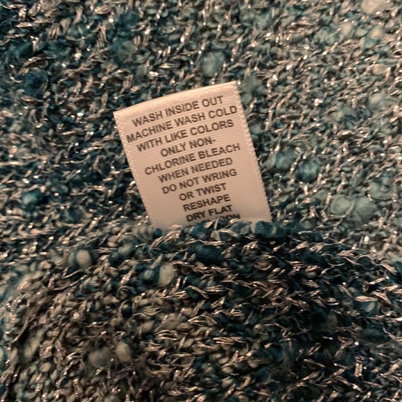 🐋HOST PICK🐋 TURQUOISE BLUE & SILVER COWL NECK SWEATER - Picture 12 of 12